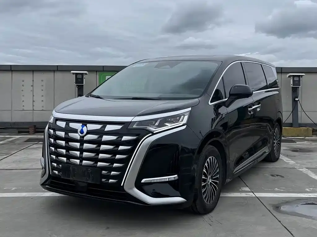 Denza D9 2022 DM-i 970 four-wheel drive flagship model