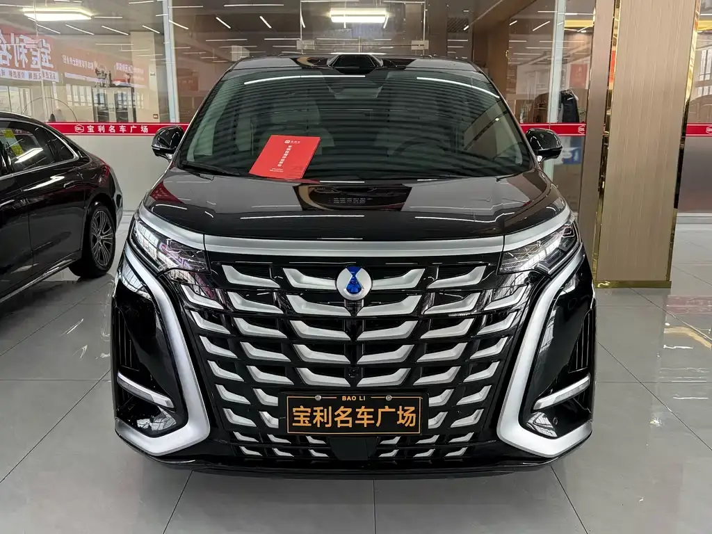 Denza D9 2025 DM-i smart driving version 1020 four-wheel drive exclusive model