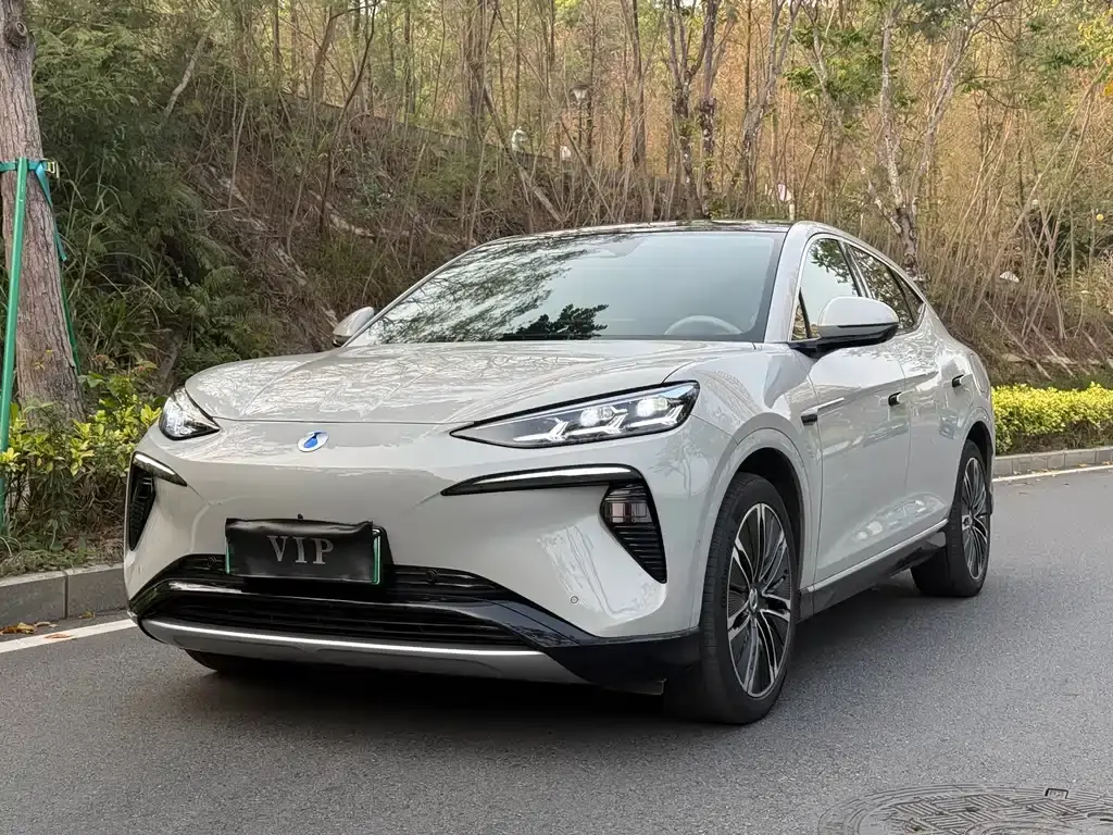 Denza N7 2024 630 cu tracțiune integrală Versiune max