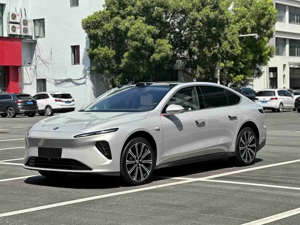 NIO ET7 2025