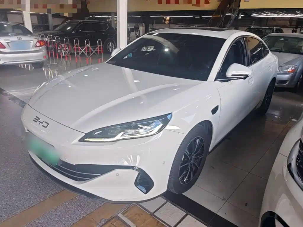 BYD 海豹06 2025