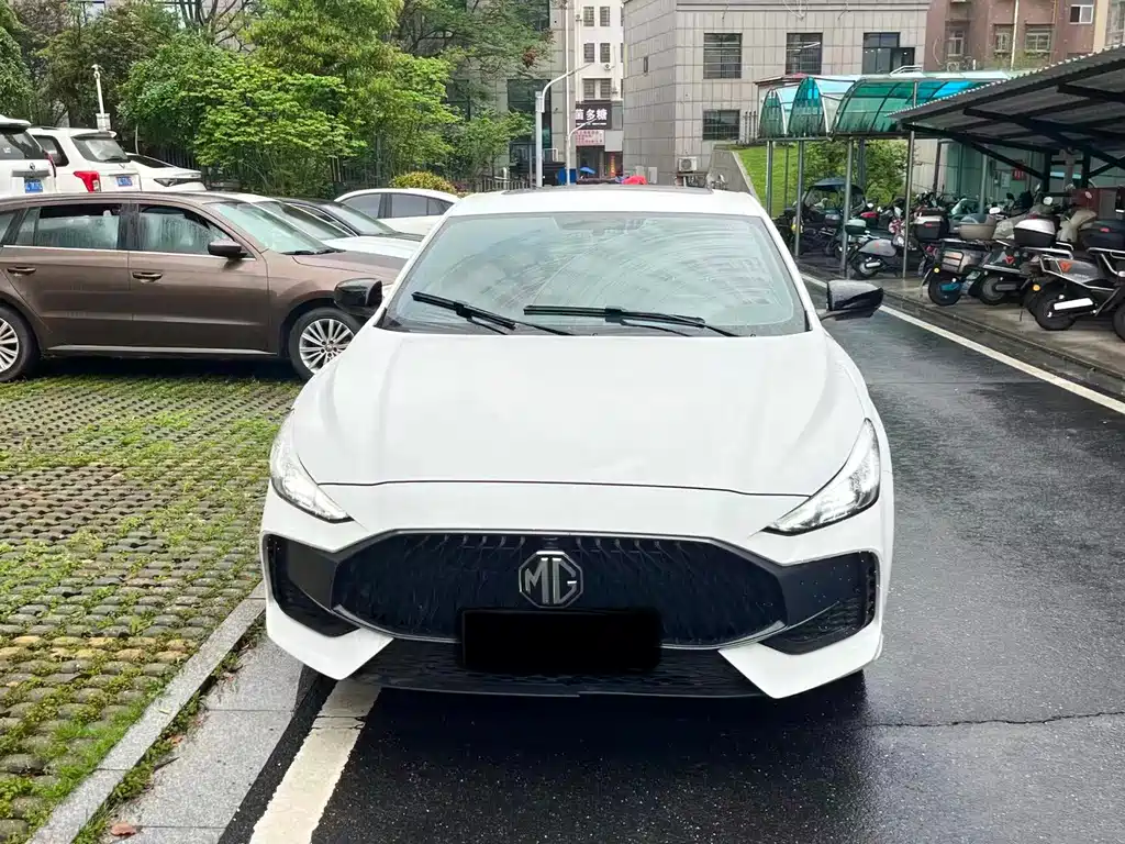 MG MG5 2023