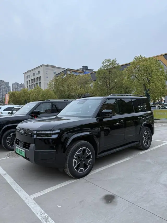 Titanium 7 PHEV 2025 200KM two-wheel drive Max version