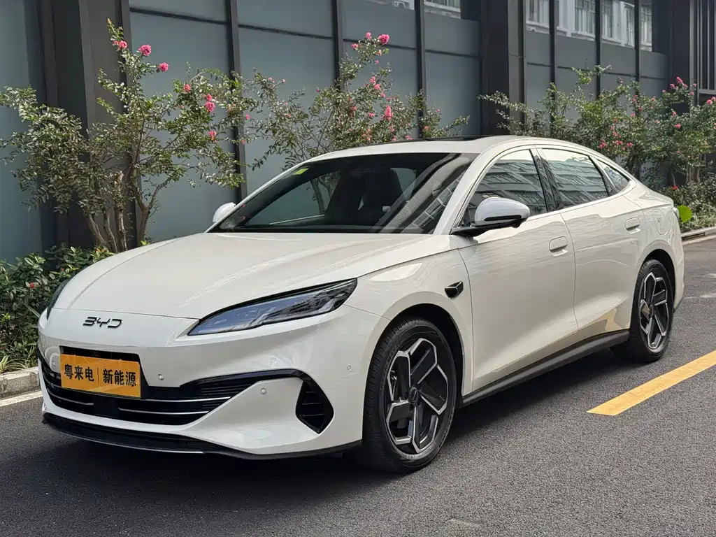 BYD 海豹06 2025