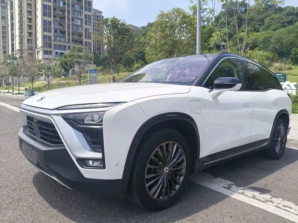 NIO ES8 2019