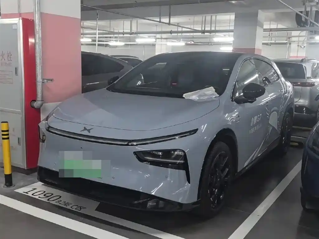 XPENG 小鹏G7 2025