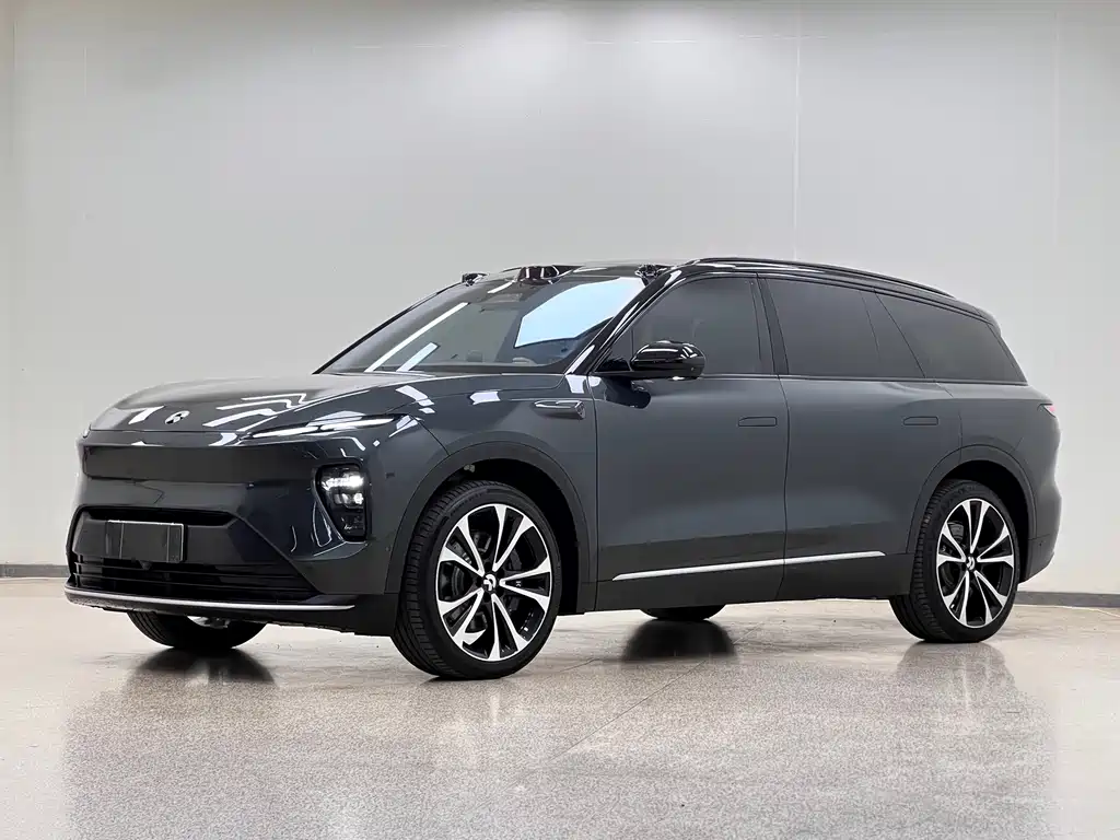 NIO ES8 2023