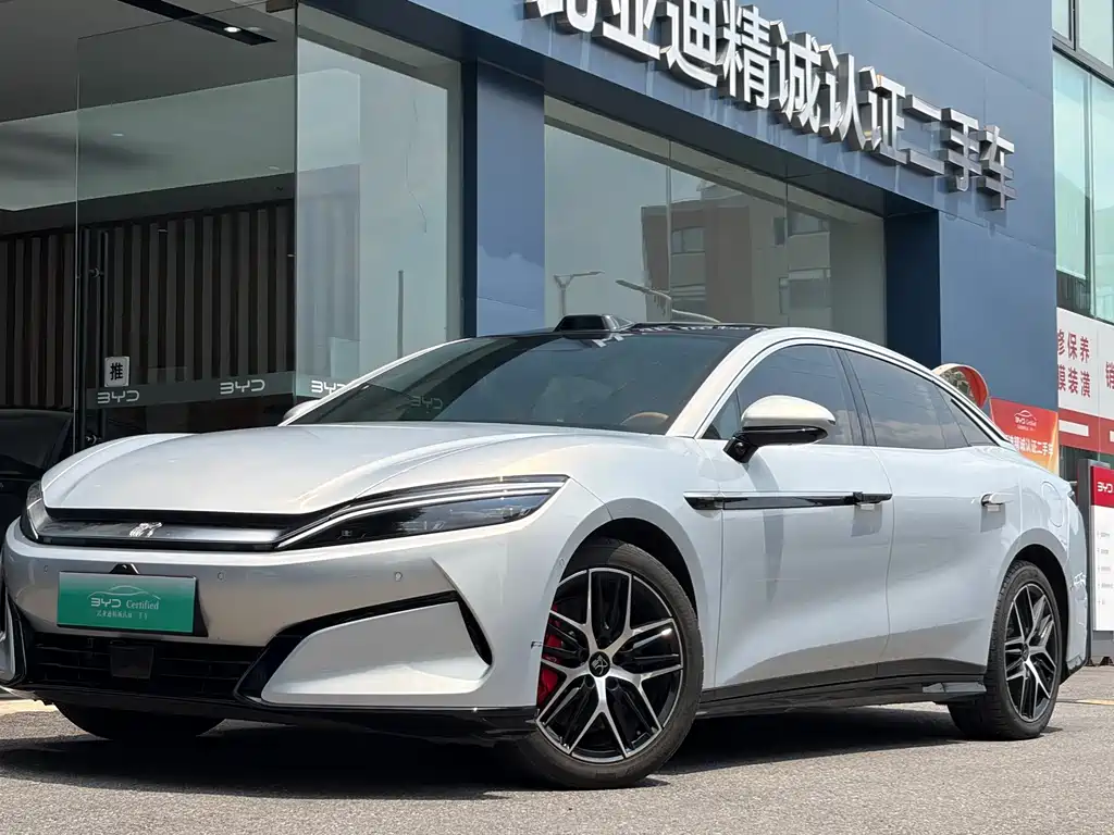 BYD 汉L 2025