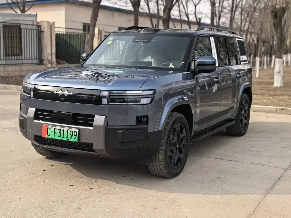 Titanium 7 2025 190KM four-wheel drive Max version