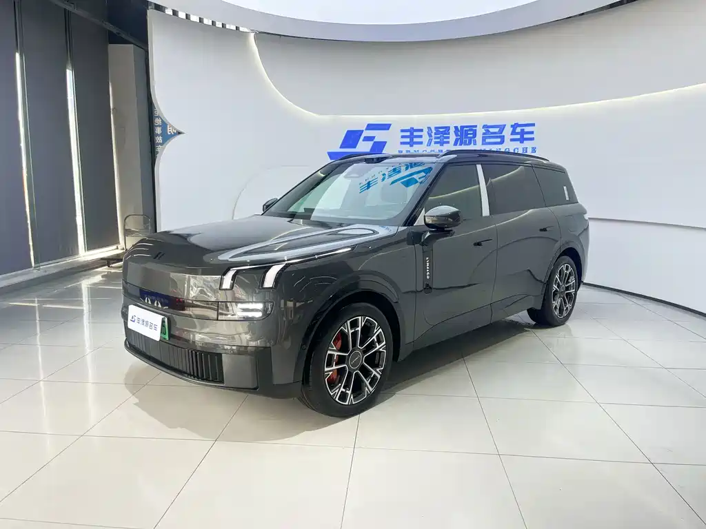 Lynk & Co 领克900 2026