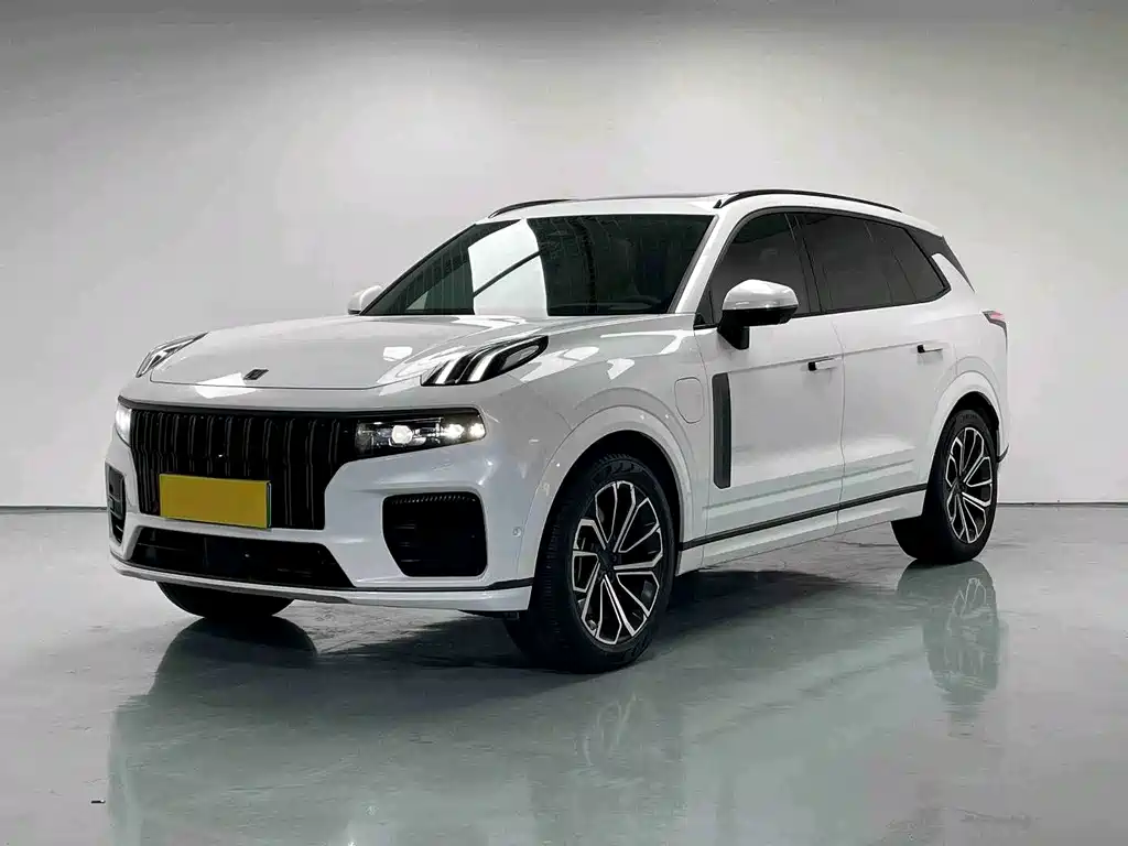 Lynk & Co 09 EM-P 2022