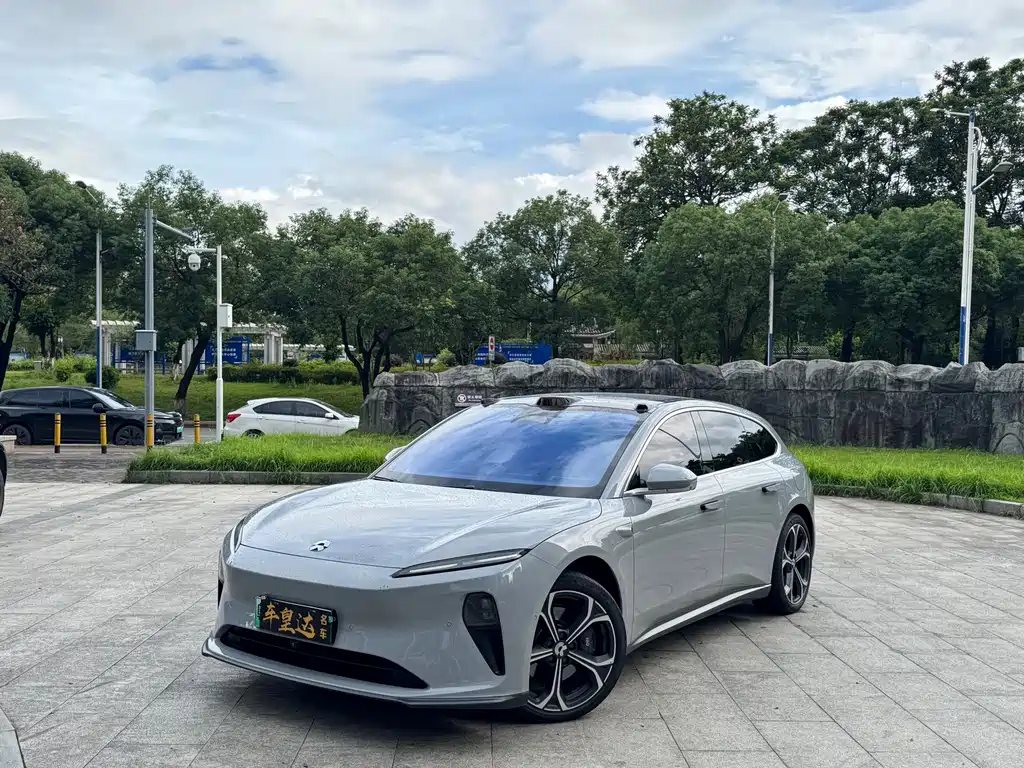NIO ET5T 2024