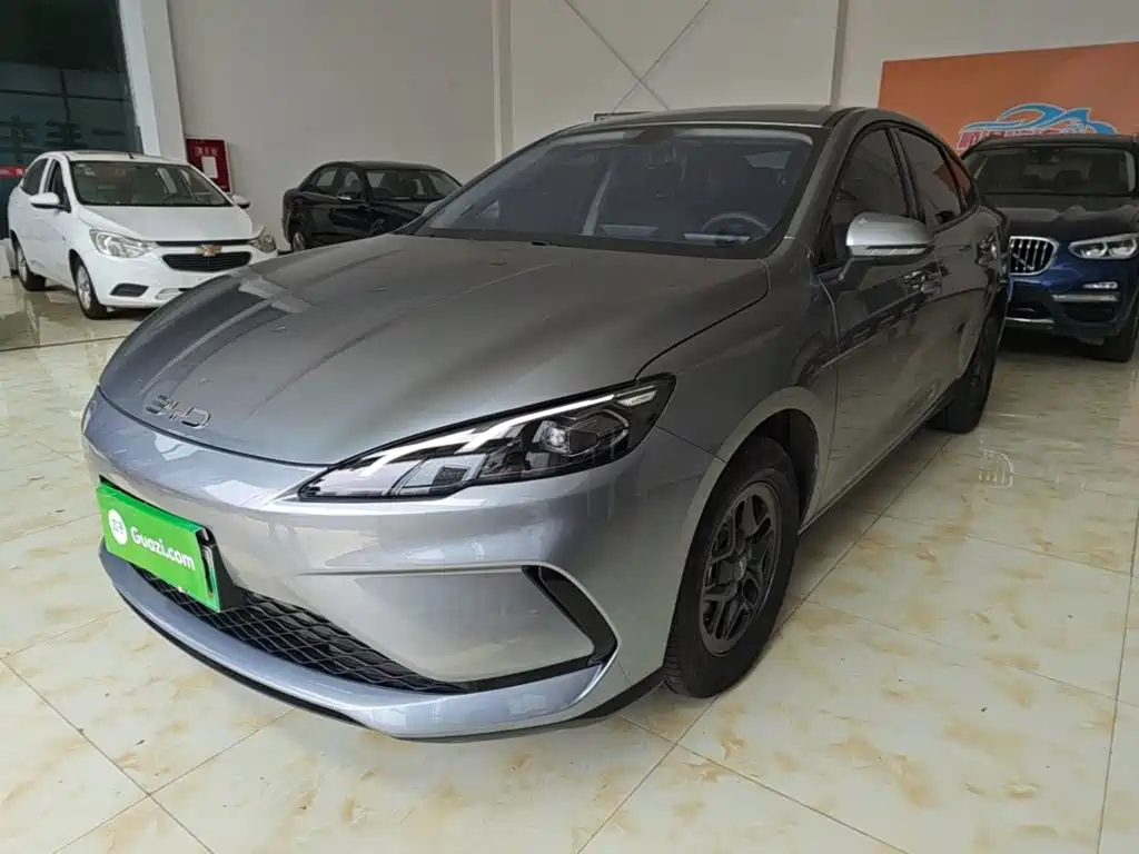 BYD Seal 05 DM-i 2025