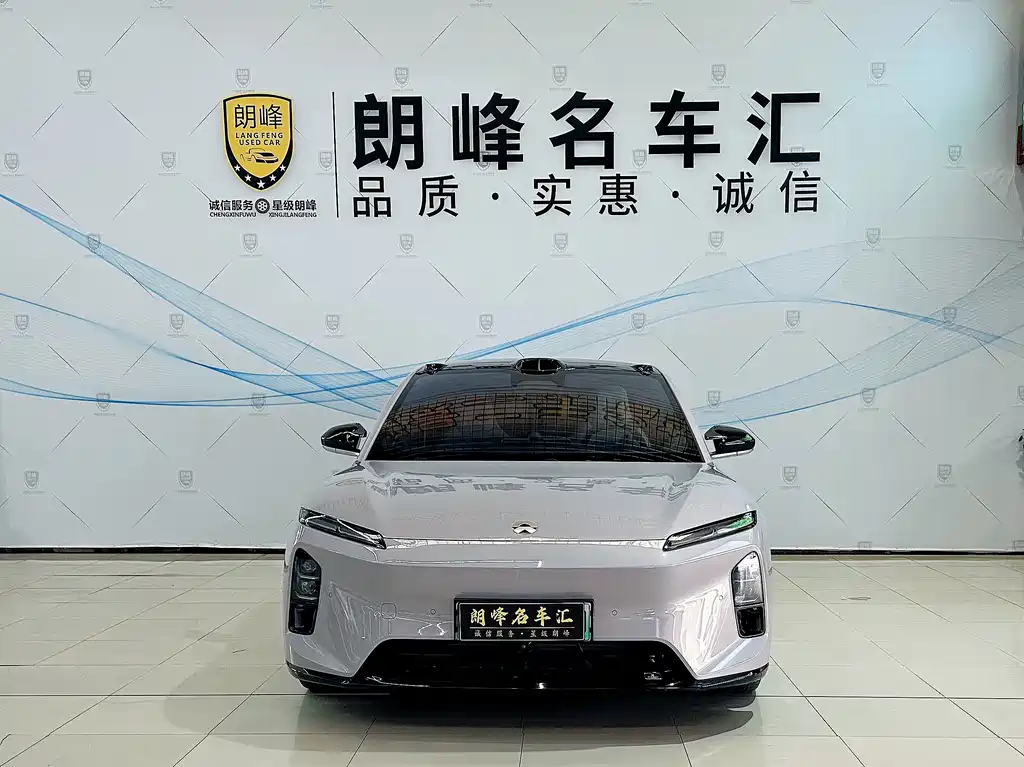 NIO ET5T 2025