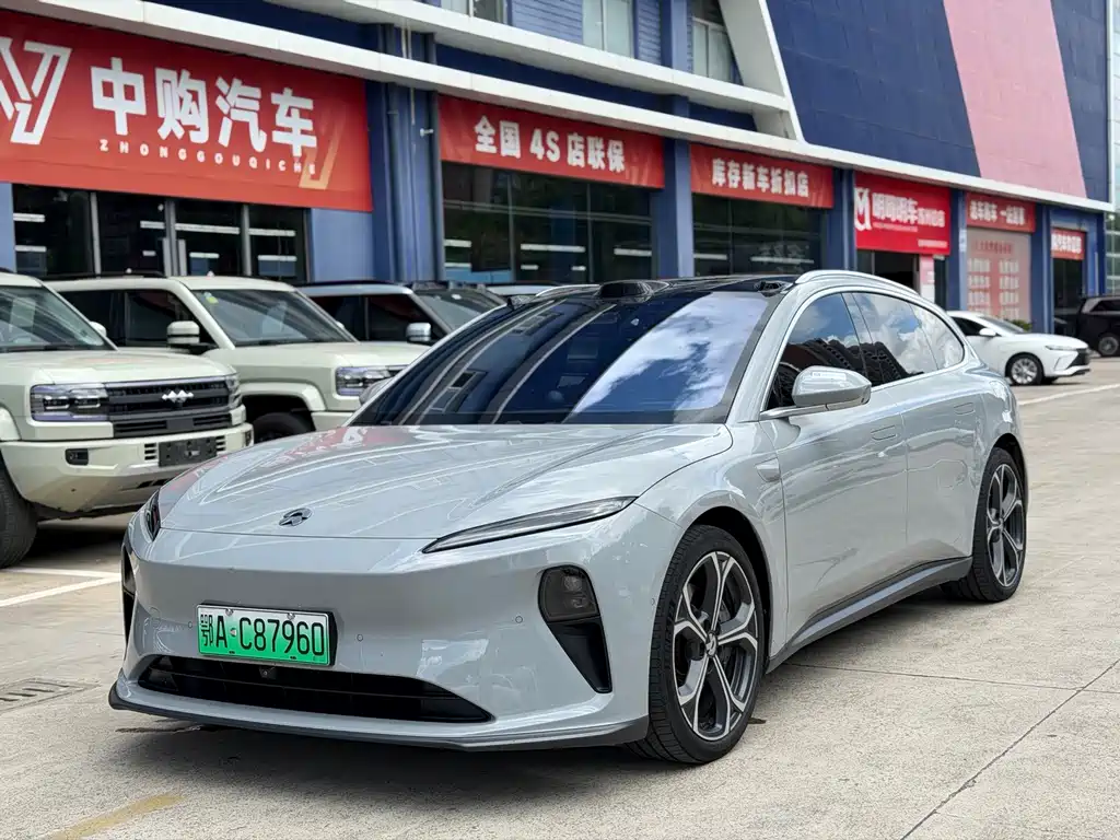 NIO ET5T 2024