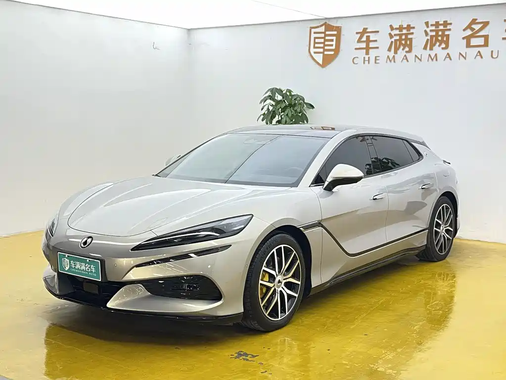 Denza Denza Z9GT 2025