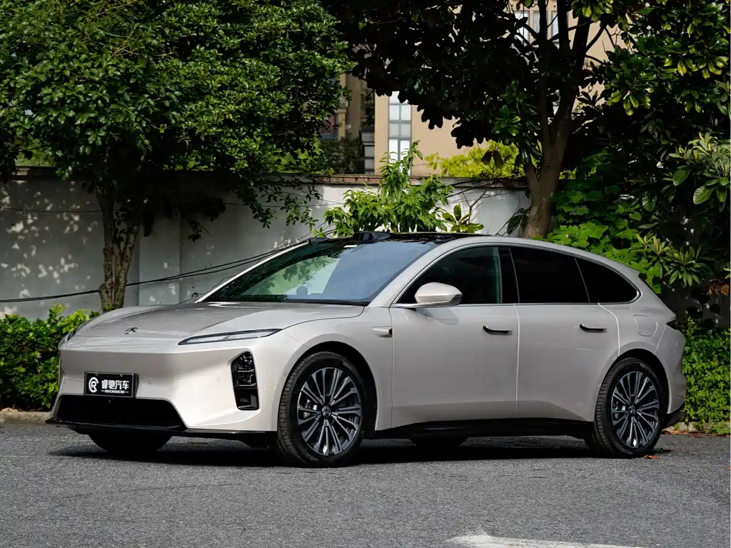 NIO ET5T 2025