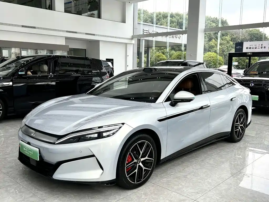 BYD 汉L 2025