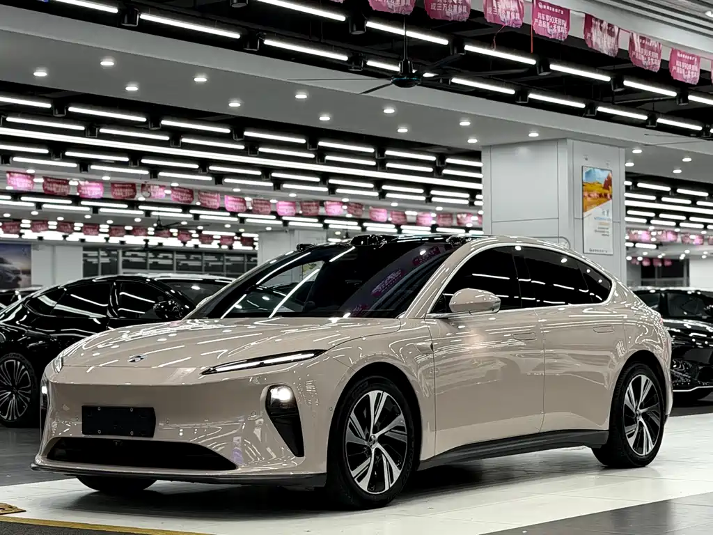 NIO ET5 2023