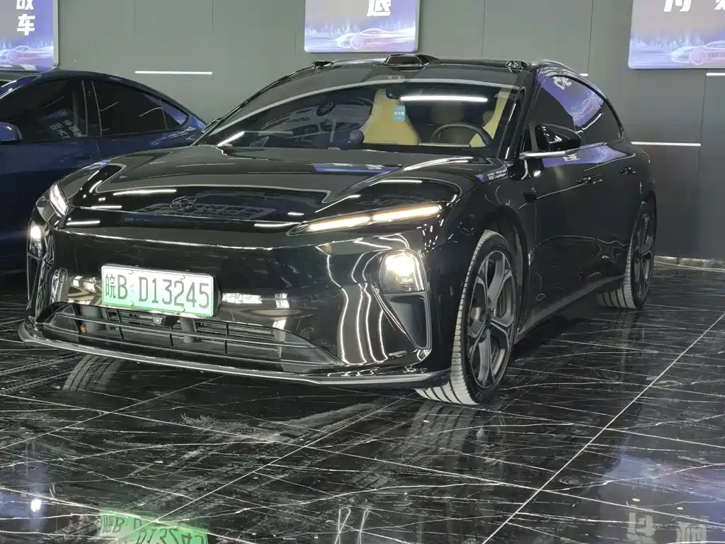 NIO ET5T 2023