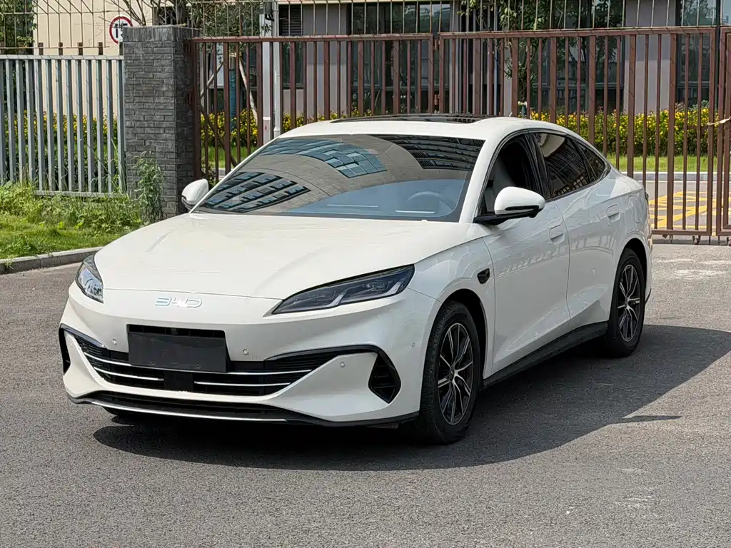 BYD 海豹06 2025