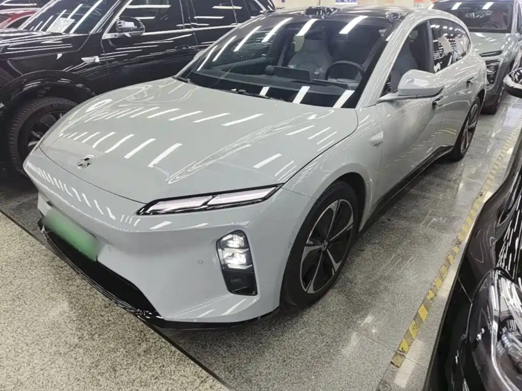 NIO ET5T 2025