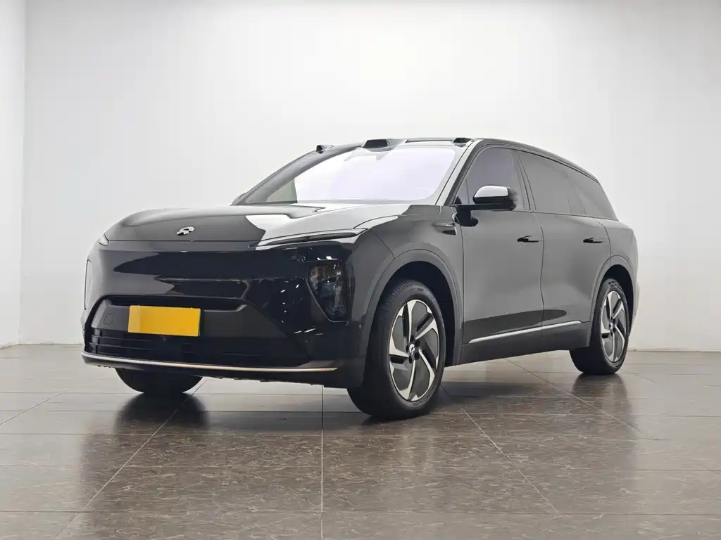 NIO ES8 2025