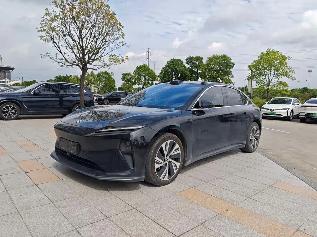 NIO ET5 2024