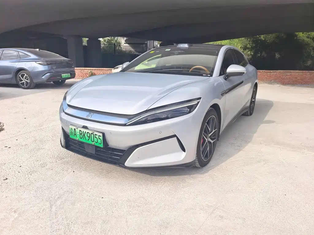 BYD 汉L 2025