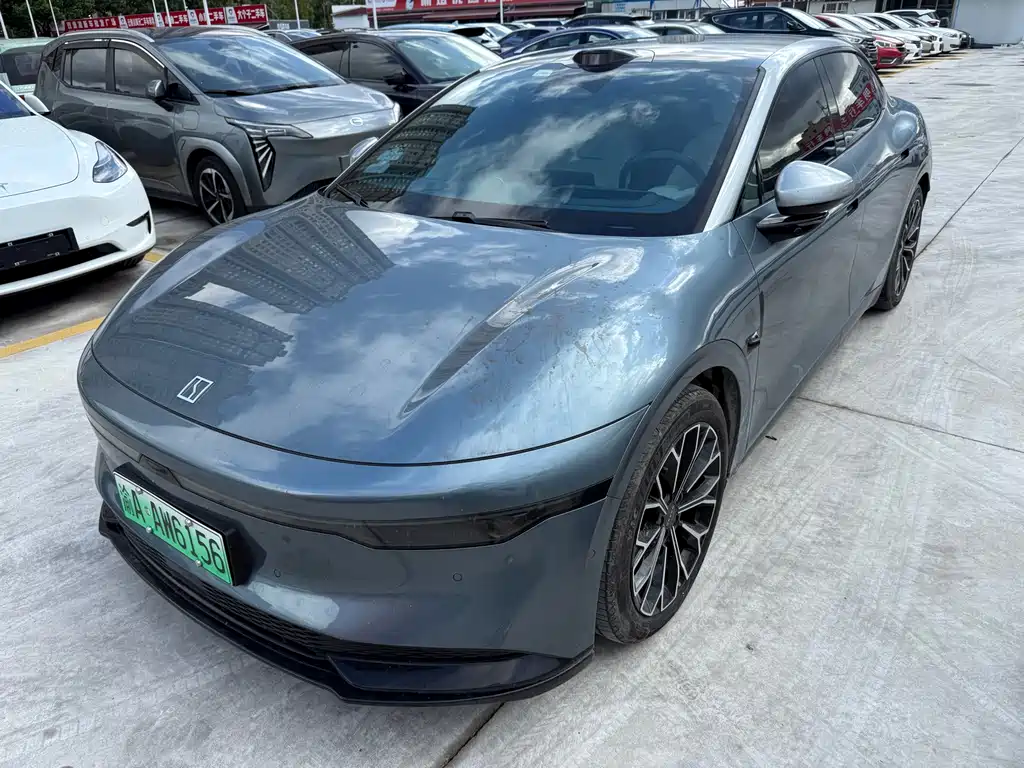 Zeekr 007 2024