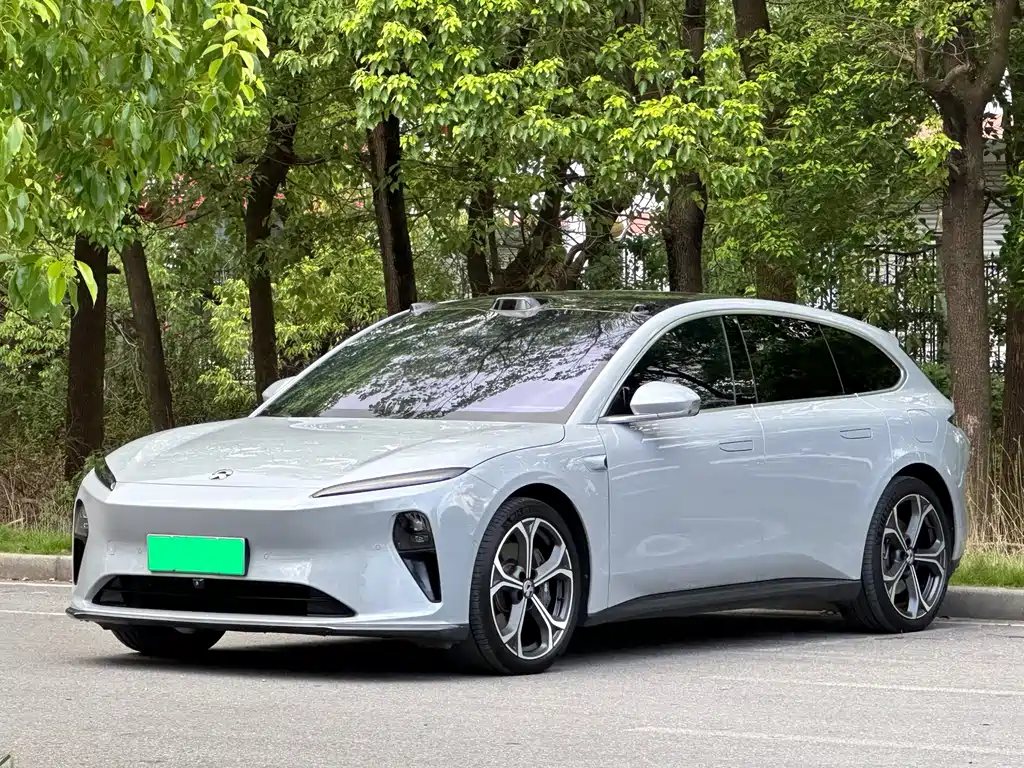 NIO ET5T 2025