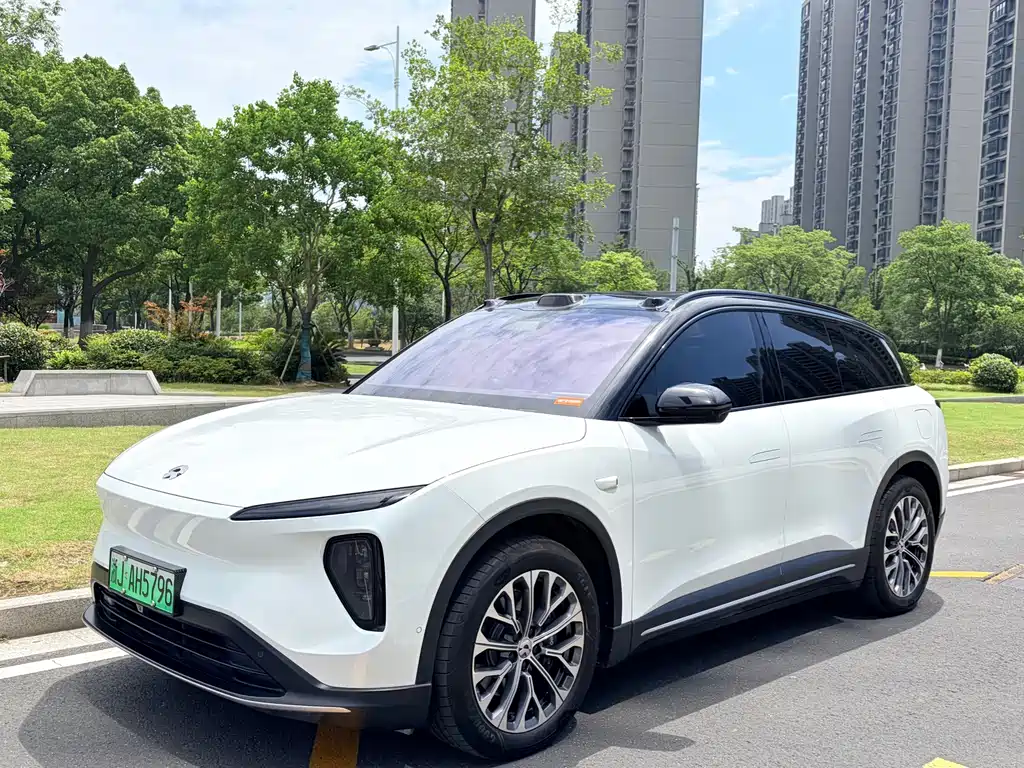 NIO ES6 2025