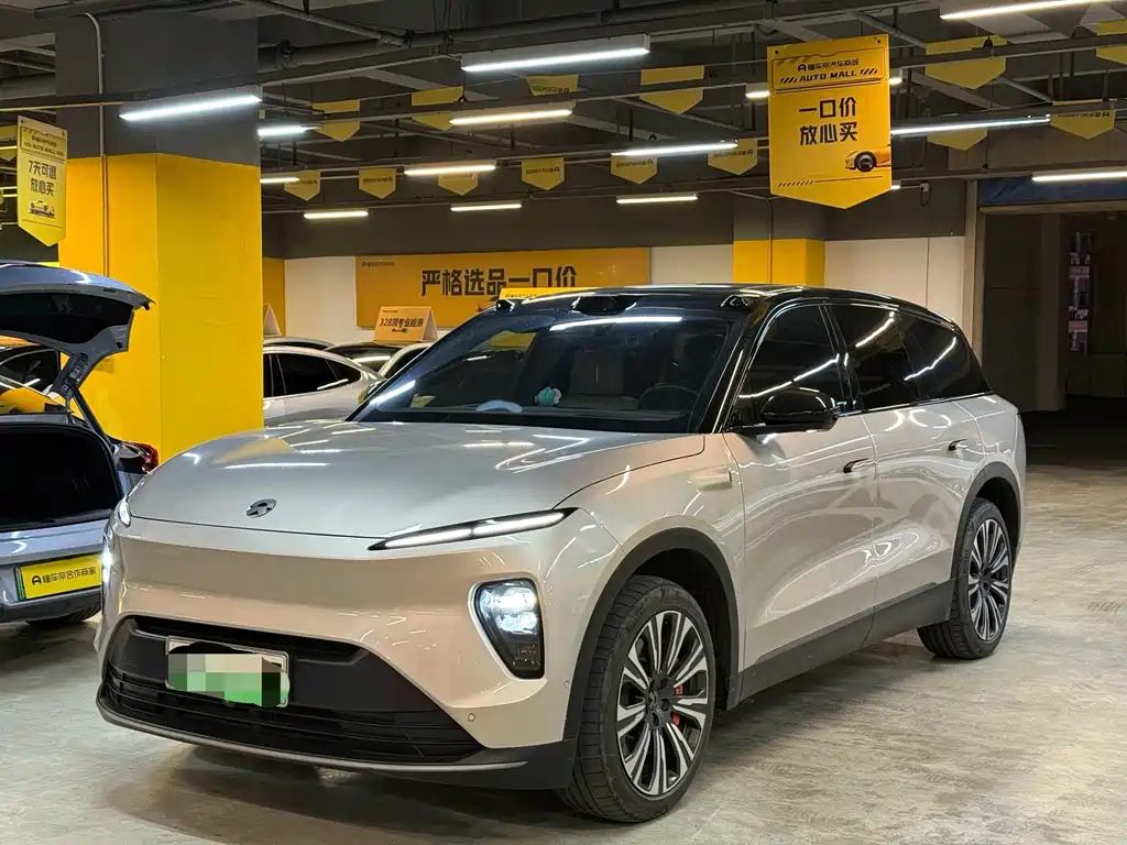 NIO ES8 2023