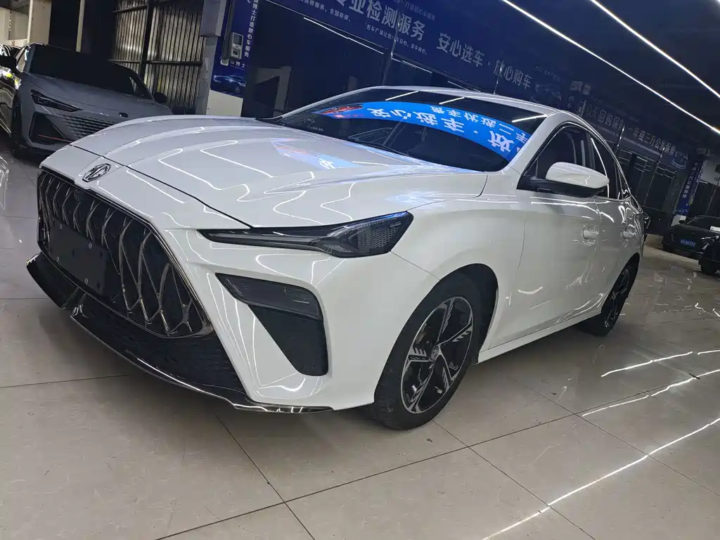 MG MG5 Scorpio 2023