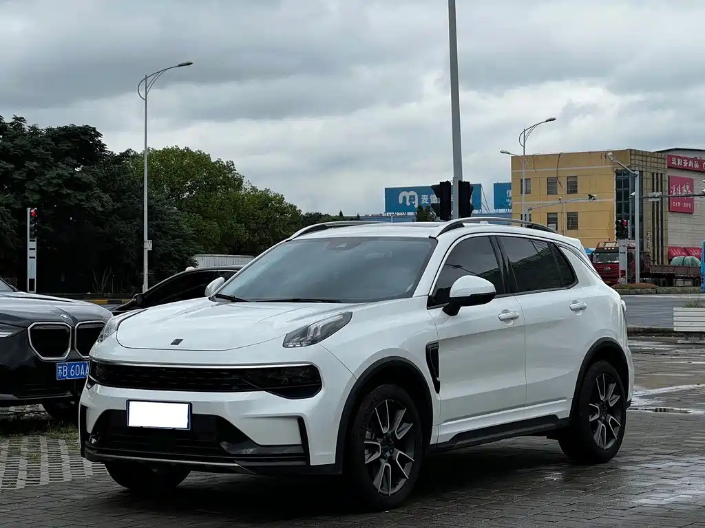 Lynk & Co 01 2021