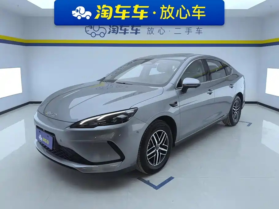 BYD Seal 05 DM-i 2025