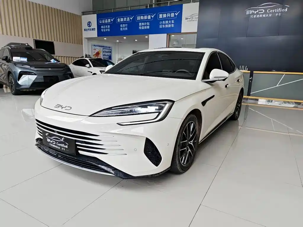 BYD Seal 07 DM-i 2025