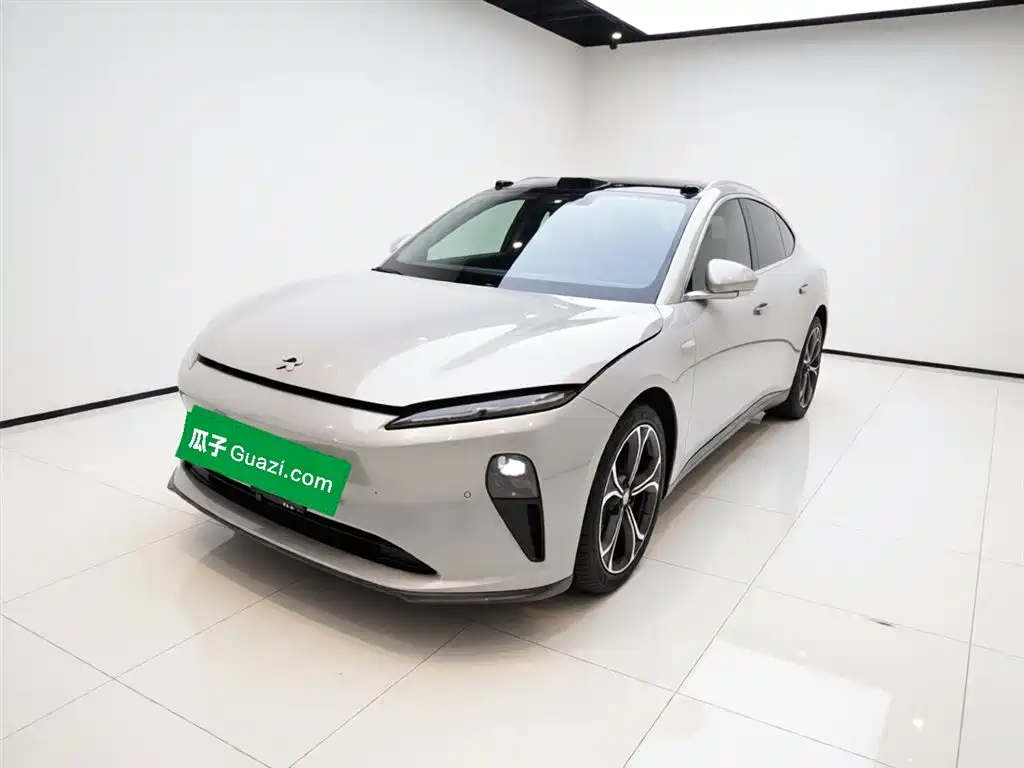 NIO ET5T 2024