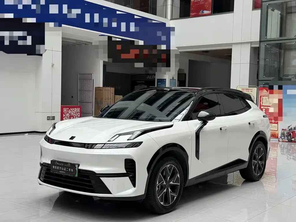 Lynk & Co 08 EM-P 2026