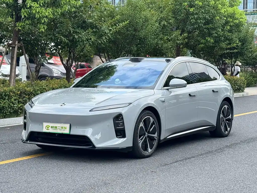 NIO ET5T 2025