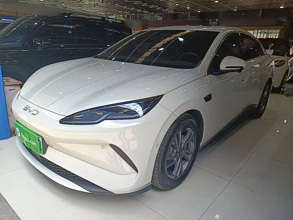 BYD Seal 06 2025
