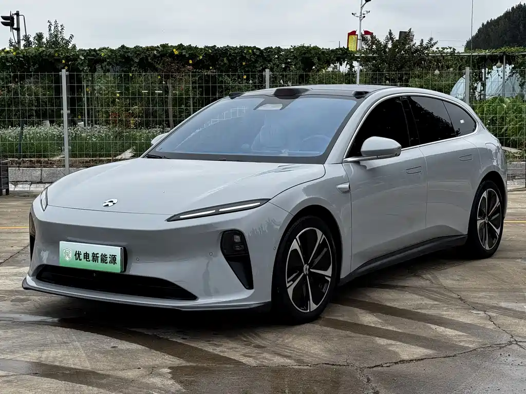 NIO ET5T 2024