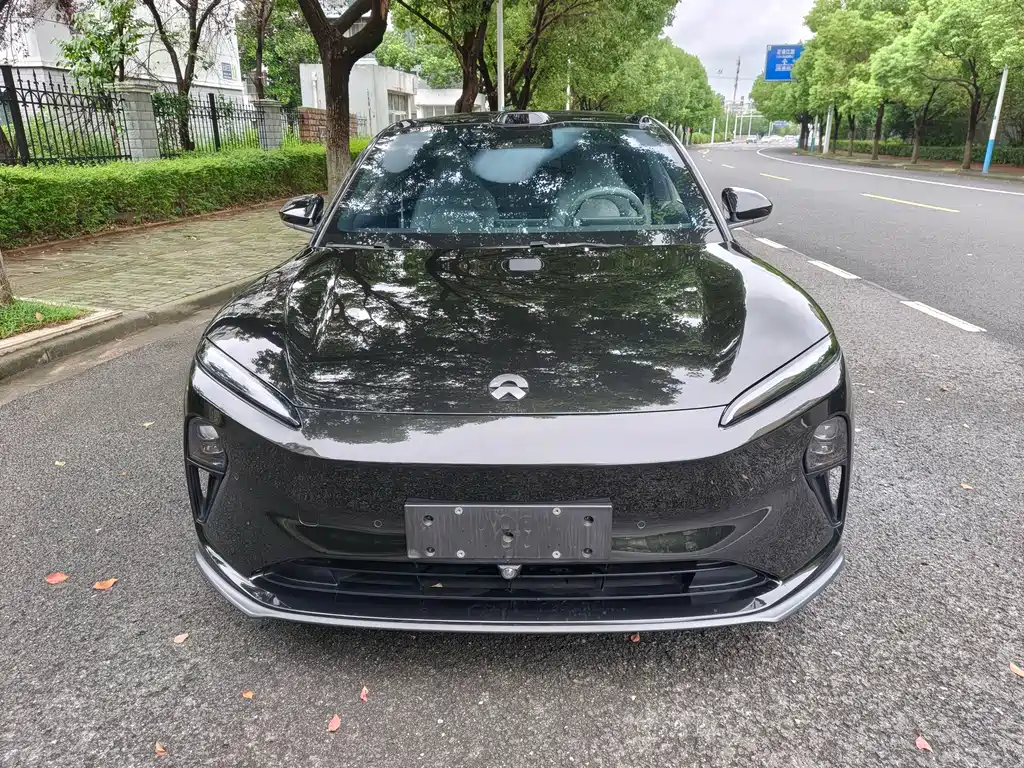 NIO ET5T 2024