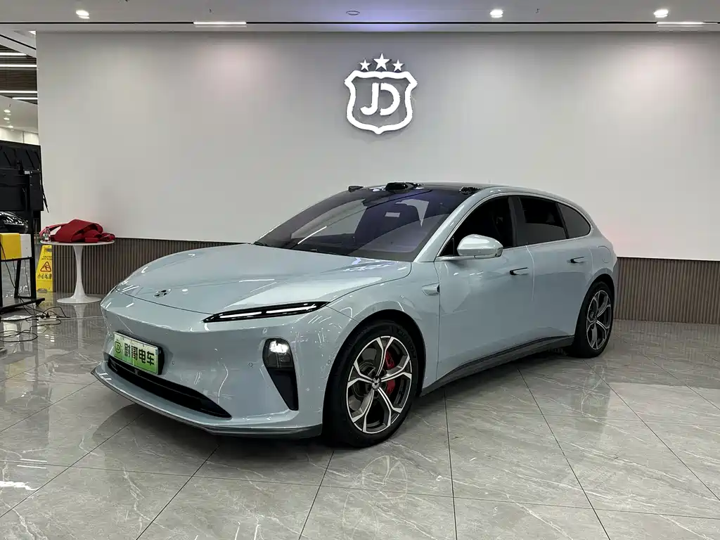 NIO ET5T 2024