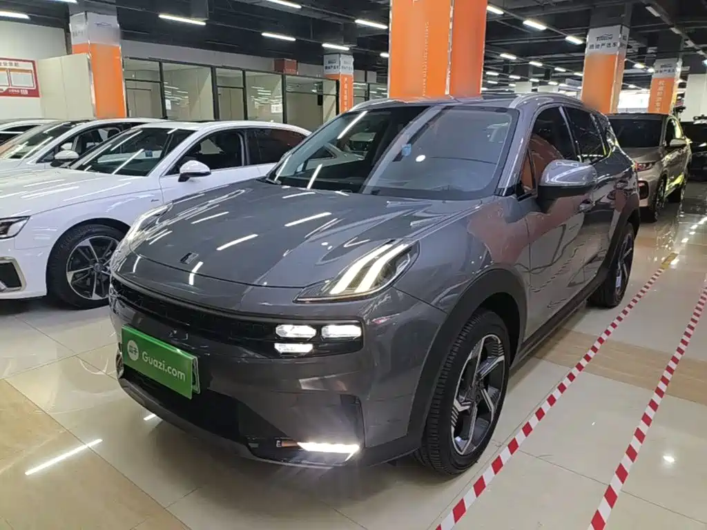 Lynk & Co 06 EM-P 2023