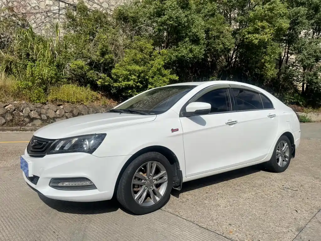 Geely Emgrand 2017