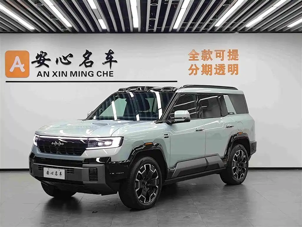 Fang Cheng Bao Leopard 8 2025