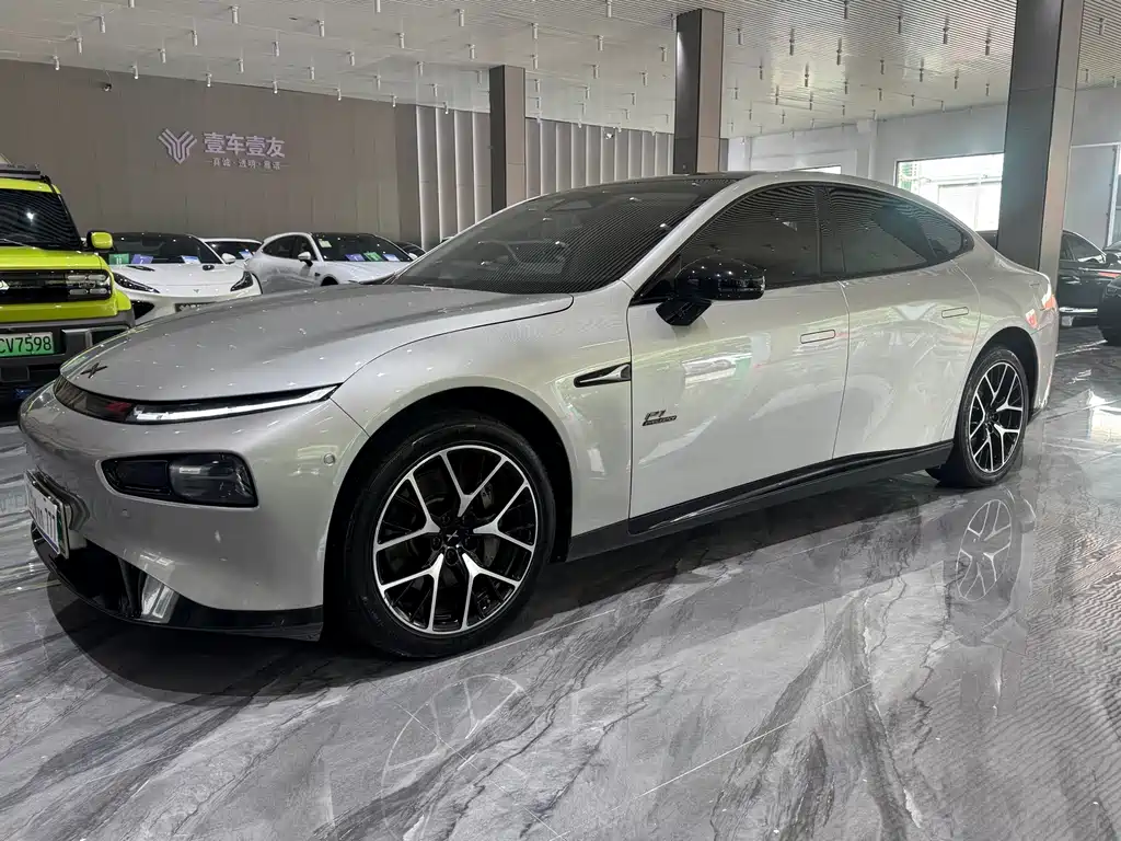 XPENG P7 2023