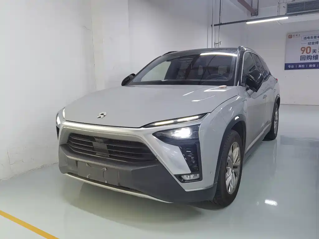 NIO ES8 2022