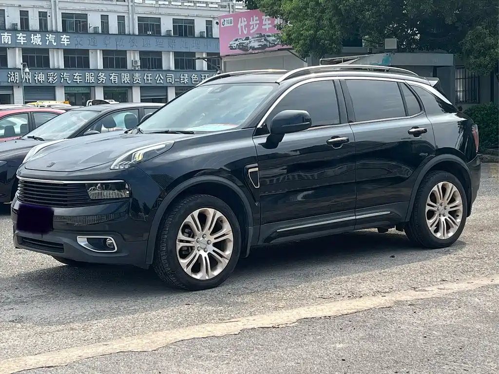 Lynk & Co 01 2018